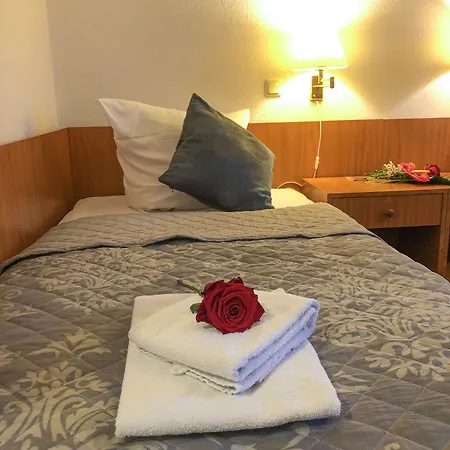 Hotel Kaiser 3* Monchengladbach