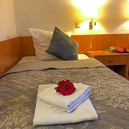 Hotel Kaiser Hotel Monchengladbach